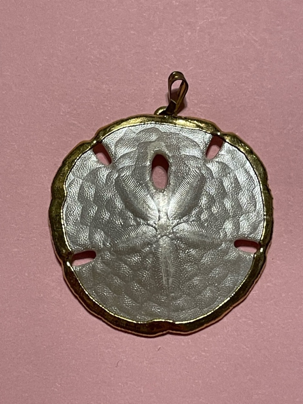 Vintage Sand Dollar Pendant - Picture 1 of 3